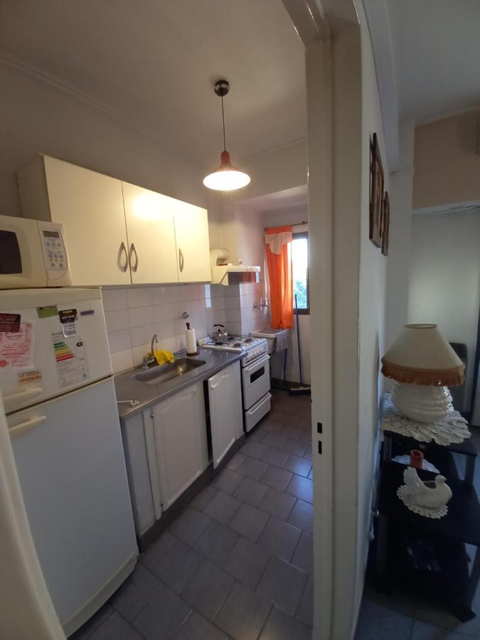 Apartament Temporario La Plata Centro Balcon Al Frente Zewnętrze zdjęcie