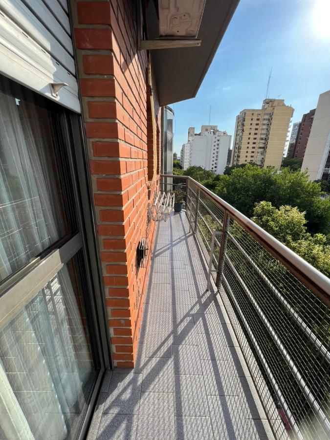 Apartament Temporario La Plata Centro Balcon Al Frente Zewnętrze zdjęcie